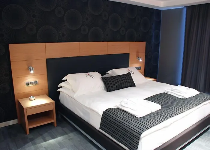 Met Hotel